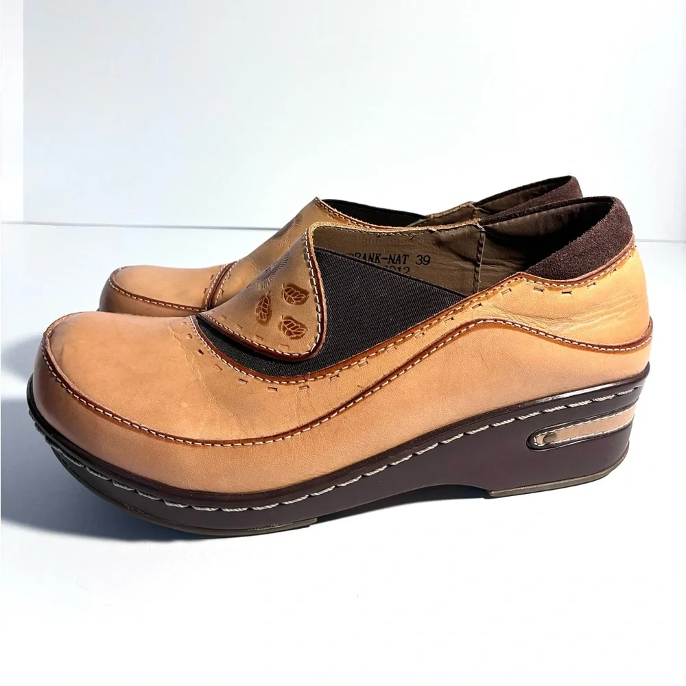 L’Artiste ‘Burbank’ Clogs - Picture 3 of 8